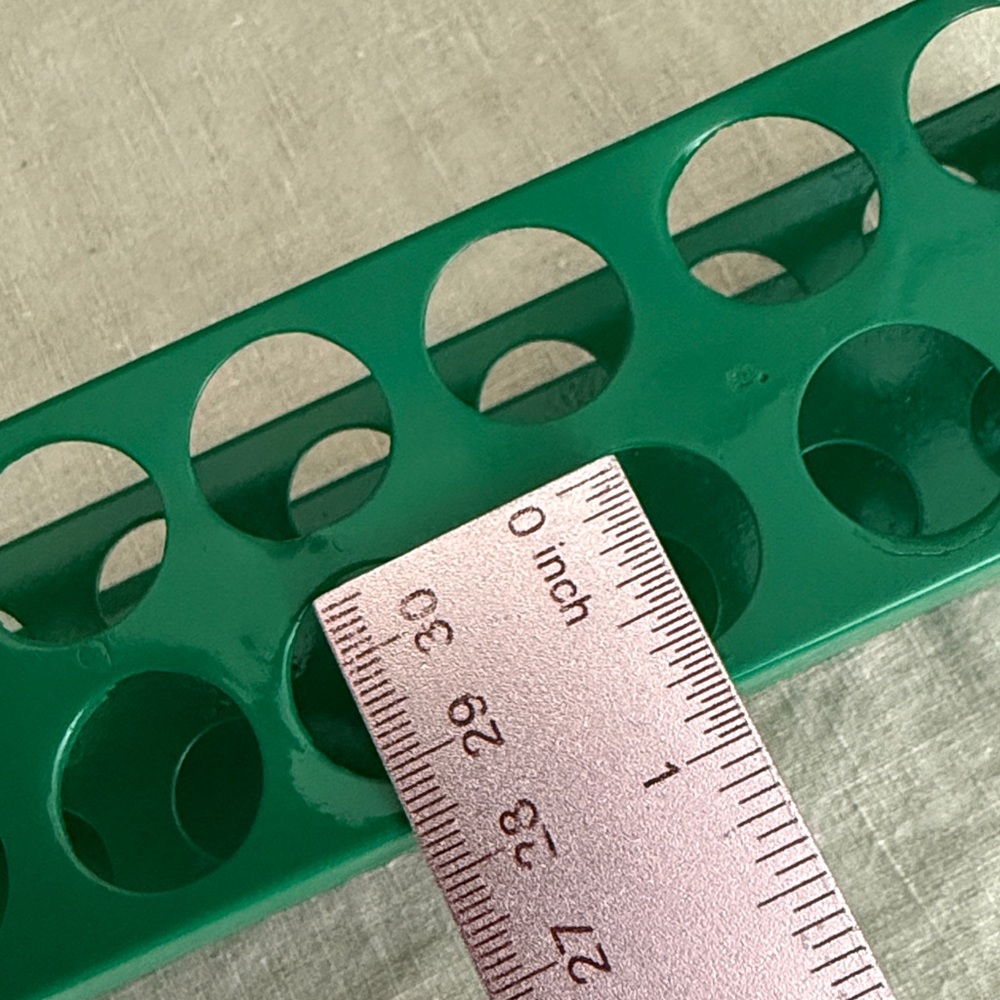 VTG | Metal Test Tube Holder - Picture 7 of 9